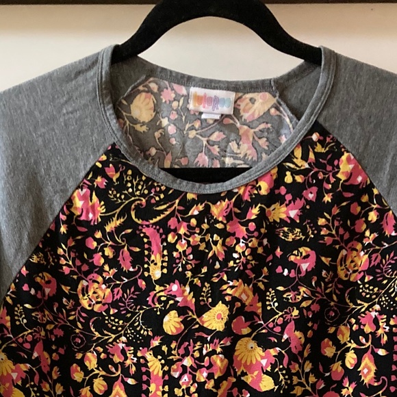 Lula Roe Randy tee size XL - Picture 2 of 2